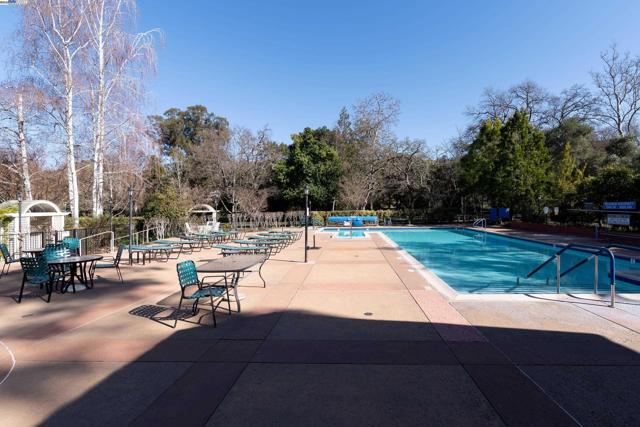 1141 PTARMIGAN DR, Walnut Creek CA: https://media.crmls.org/mediaz/f634d45c-397b-4a61-8ee7-8f853ced1970.jpg