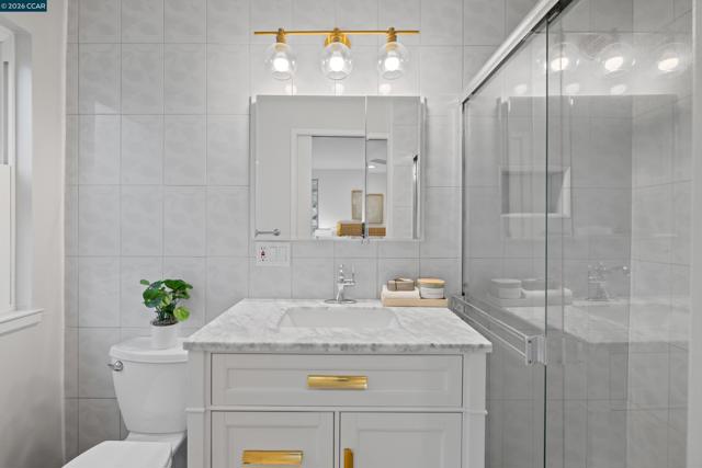 2080 Essenay Ave, Walnut Creek CA: https://media.crmls.org/mediaz/f635b06d-999b-4880-9d43-cc50e5a1de5c.jpg