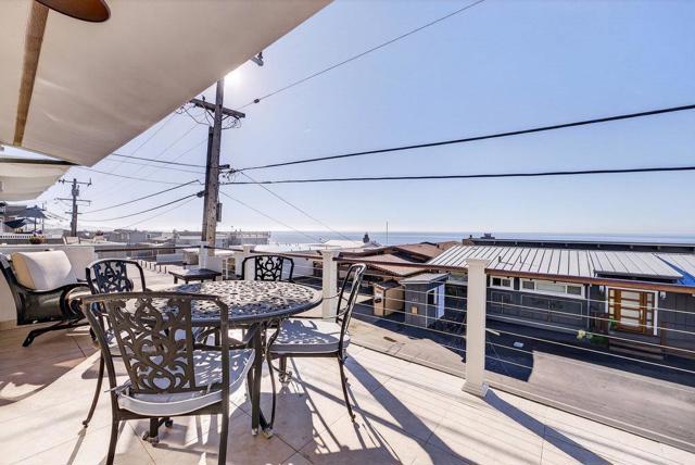 619 Beach Drive, Aptos CA: https://media.crmls.org/mediaz/f635f5c0-5204-4629-a333-84b5b77d65da.jpg