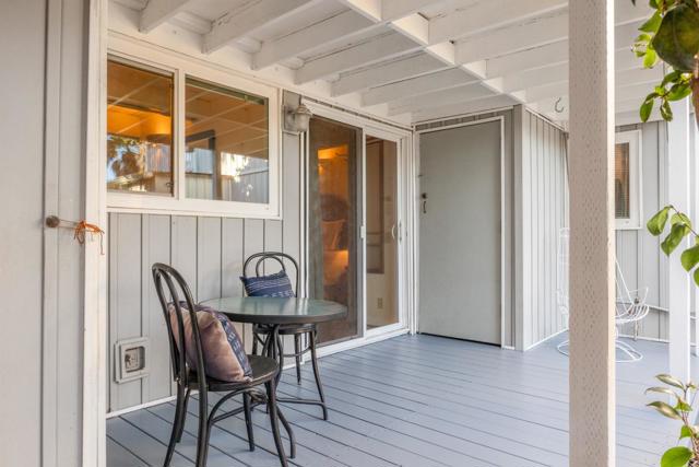 360 36th Avenue, Santa Cruz CA: https://media.crmls.org/mediaz/f637dab7-52f5-484d-8841-269fed107715.jpg