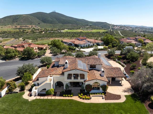 Detail Gallery Image 22 of 31 For 8136 Entrada De Luz, San Diego,  CA 92127 - 5 Beds | 5/2 Baths