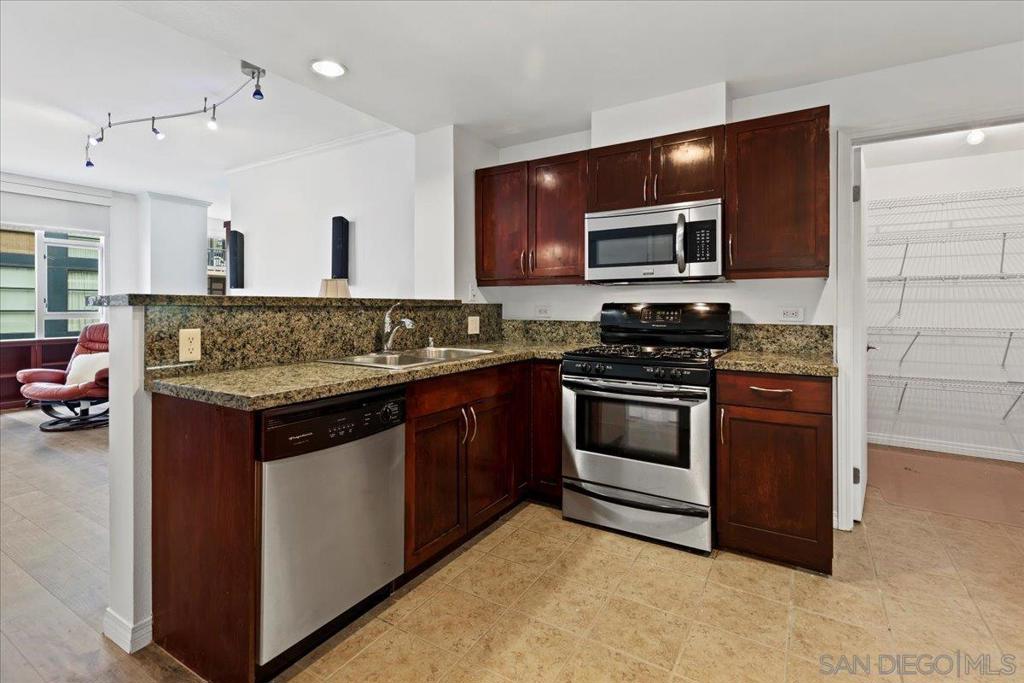 530 K St - photo 11