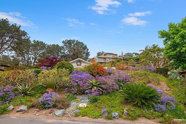 Detail Gallery Image 7 of 30 For 12941 via Esperia, Del Mar,  CA 92014 - 2 Beds | 1 Baths