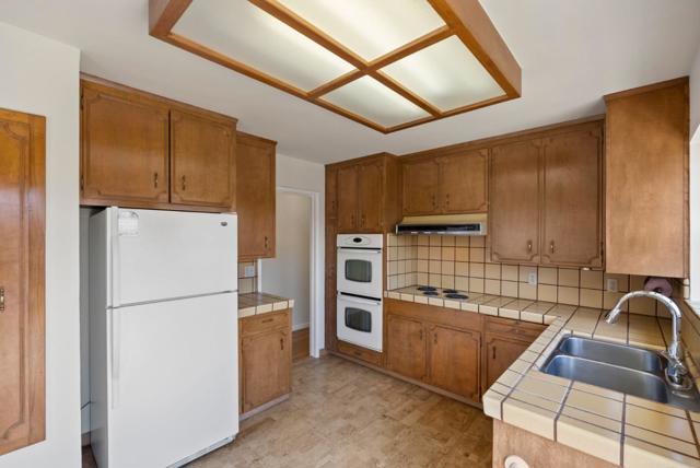 41 Bronson Street, Watsonville CA: https://media.crmls.org/mediaz/f63a57be-465a-4afd-8b13-13f9f4b5c62f.jpg