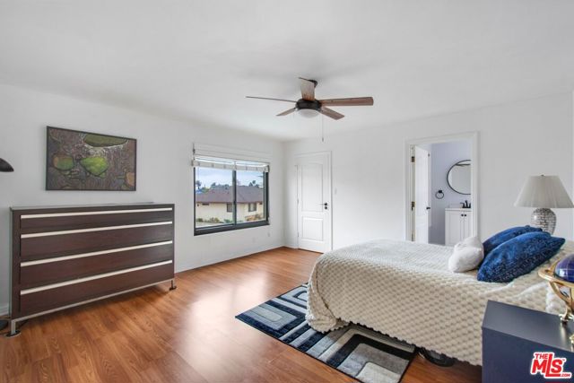 4223 Don Carlos Drive, Los Angeles CA: https://media.crmls.org/mediaz/f63b51ba-f481-42d9-8c13-5f5450a06434.jpg