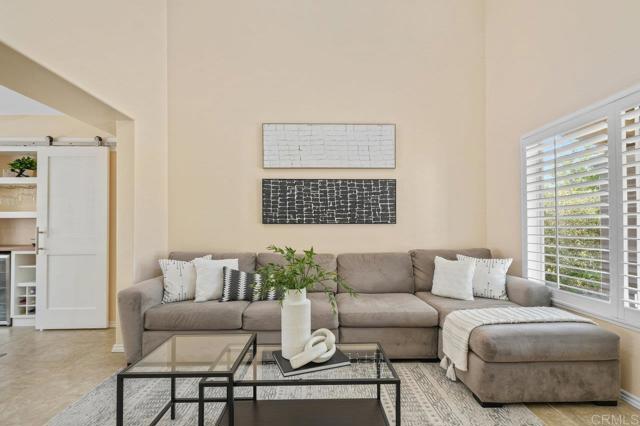 1281 Saint Helena Avenue, Chula Vista CA: https://media.crmls.org/mediaz/f63c1642-2eb3-4bb1-b24d-b1d17fada173.jpg