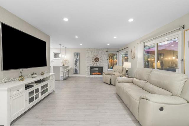 16761 Dry Creek Court, Morgan Hill CA: https://media.crmls.org/mediaz/f63d7302-749a-4422-a0d9-76fe8cf88be3.jpg