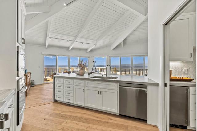 805 The Shore Line, La Selva Beach CA: https://media.crmls.org/mediaz/f63dfae5-b90b-454f-8640-c71b6d355ede.jpg