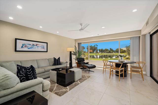 34890 Mission Hills Drive, Rancho Mirage CA: https://media.crmls.org/mediaz/f63ec87e-970a-4b99-8589-a8961a28c974.jpg