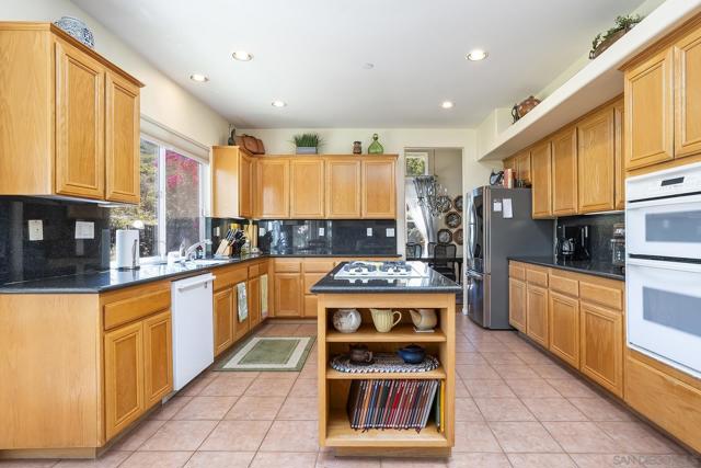 Image 10 of 34 For 2914 Stonefield Dr