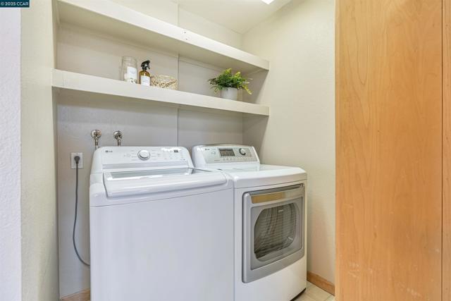 812 Royal Ann Ln, Concord CA: https://media.crmls.org/mediaz/f63f214c-937b-4f31-970b-df48222ad8dc.jpg