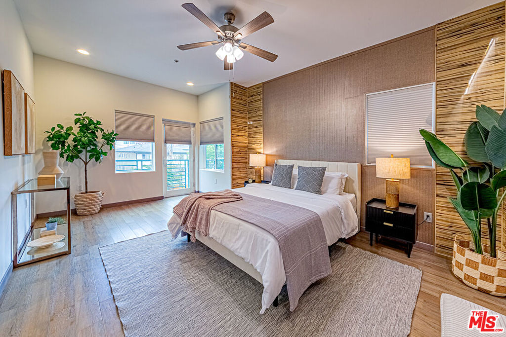 903 S New Hampshire Avenue #302