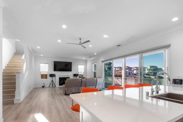 413 Halcyon Place, Bethel Island CA: https://media.crmls.org/mediaz/f6409ef5-c1fe-408f-8869-ad346ecf57e2.jpg