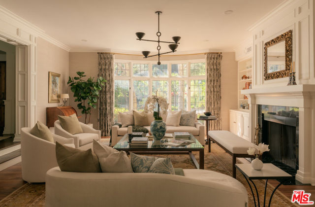 1420 Moraga Drive, Los Angeles CA: https://media.crmls.org/mediaz/f640a042-521b-43f5-a2b6-07100356ab3c.jpg