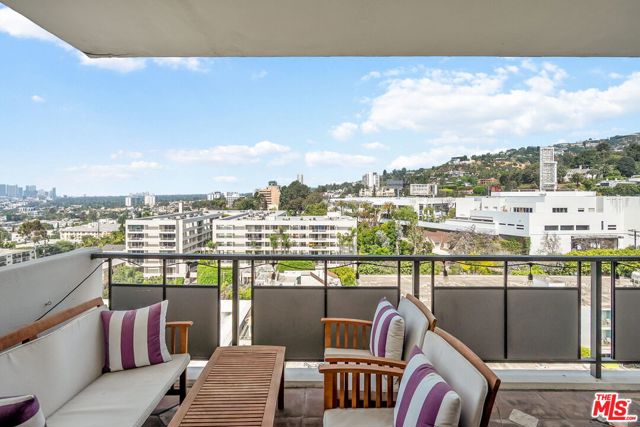 1155 N La Cienega Boulevard, West Hollywood CA: https://media.crmls.org/mediaz/f6412473-c895-4e23-acb1-0703f9b91b53.jpg