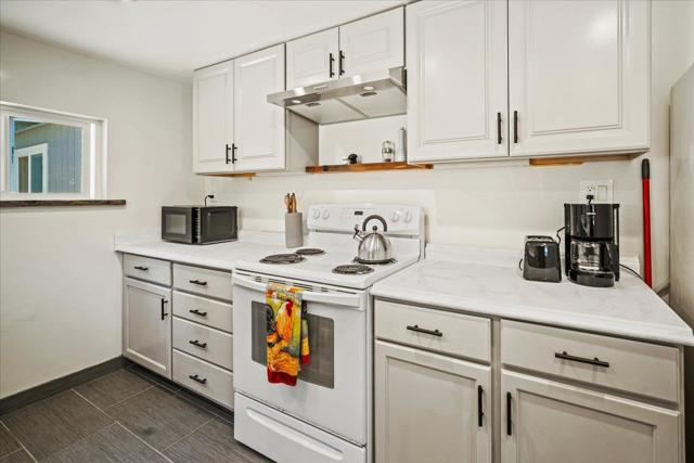 273 W Carmel Valley Road, Carmel Valley CA: https://media.crmls.org/mediaz/f641e181-ba13-4327-b6b8-a9bf6cd02574.jpg