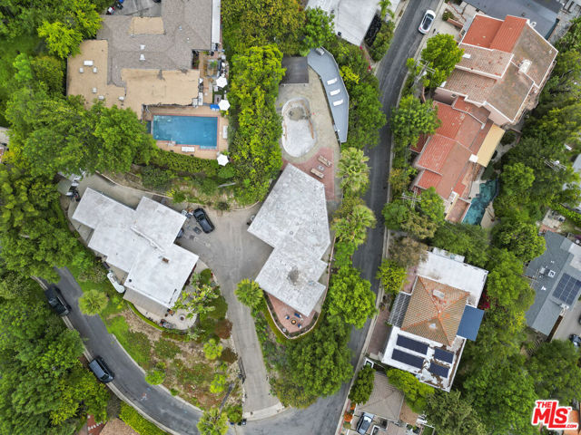 15224 Encanto Drive, Sherman Oaks CA: https://media.crmls.org/mediaz/f6429781-f822-4151-aa67-a36d9882d924.jpg