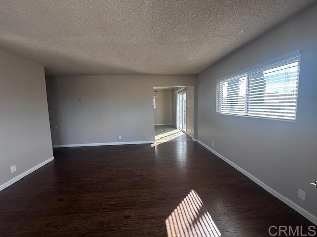 Detail Gallery Image 9 of 25 For 479 Shy Ln, Chula Vista,  CA 91911 - – Beds | – Baths