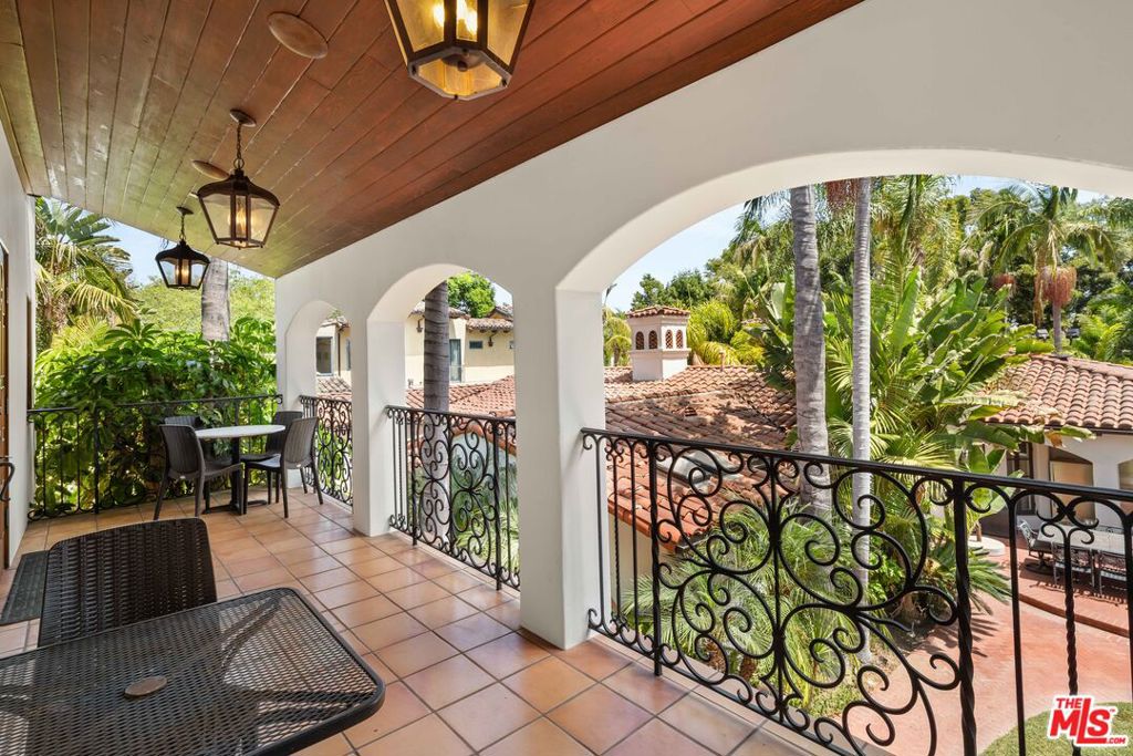 MLS #26875125 image #2