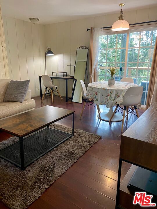 29160 Arrowhead Drive, Cedar Glen CA: https://media.crmls.org/mediaz/f646751e-36b1-4b91-9b69-48534be6a54c.jpg