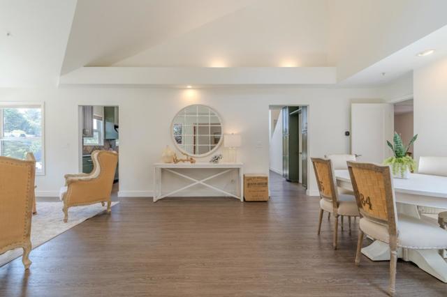 647 Canyon Drive, Pacifica CA: https://media.crmls.org/mediaz/f646c0c3-81c9-4859-bb8a-bd1691c6e5b1.jpg