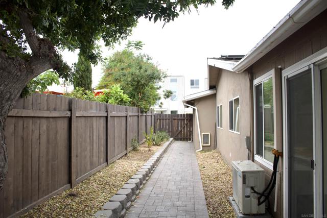 Image 28 of 35 For 4965 Ocean View Blvd