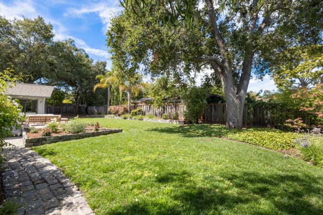 390 Cherry Avenue, Los Altos CA: https://media.crmls.org/mediaz/f6483af3-1b87-421a-a5ab-2b9beb1553c9.jpg