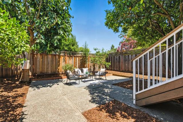 1513 Oak Street, San Mateo CA: https://media.crmls.org/mediaz/f6488f08-c52a-40b2-b42b-6a0fc36bbd11.jpg