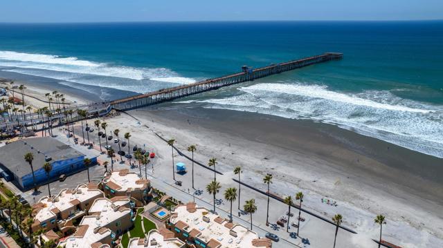 Detail Gallery Image 6 of 28 For 400 N the Strand #27,  Oceanside,  CA 92054 - 2 Beds | 2 Baths