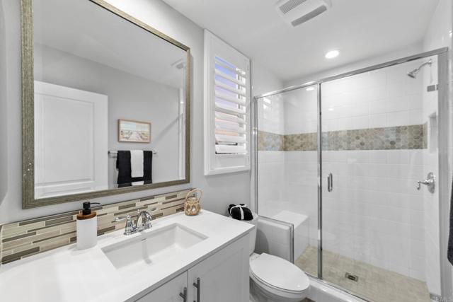 Detail Gallery Image 19 of 68 For 2990 Eldenberry St, Escondido,  CA 92029 - 5 Beds | 4/1 Baths