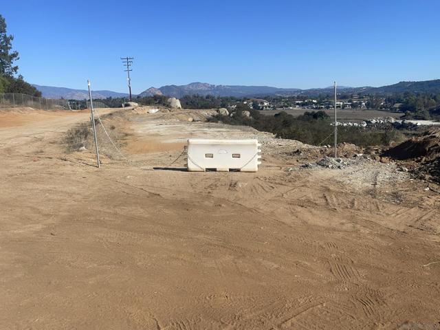 0 Miller Rd, Valley Center CA: https://media.crmls.org/mediaz/f649a5fb-ee13-4ace-a14c-ebd6bb9028be.jpg