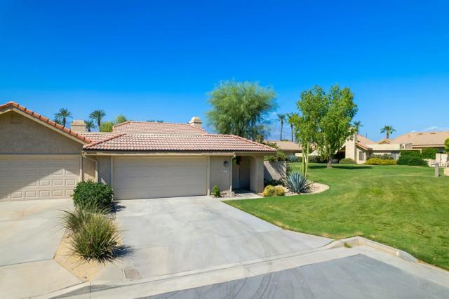17 Margarita Road, Palm Desert CA: https://media.crmls.org/mediaz/f64b36d3-50af-4d01-b30c-0002af1e23ad.jpg