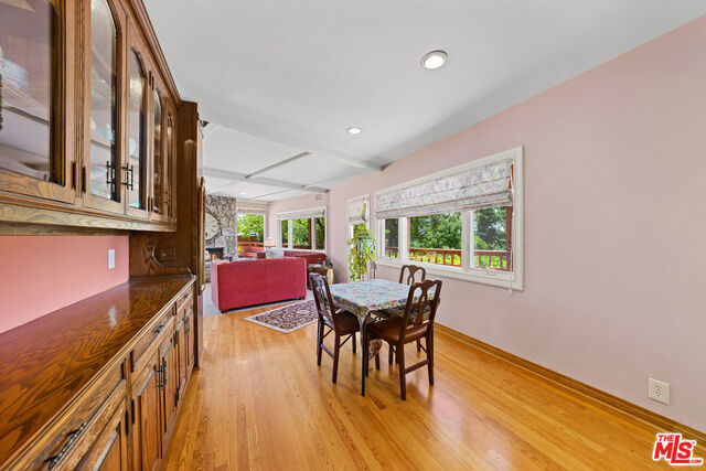 Image 10 of 39 For 821 Glenmere Way