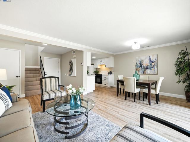 727 Sandpiper Cmn, Livermore CA: https://media.crmls.org/mediaz/f64ca441-3c82-4a1c-a6ae-2ac57de11188.jpg