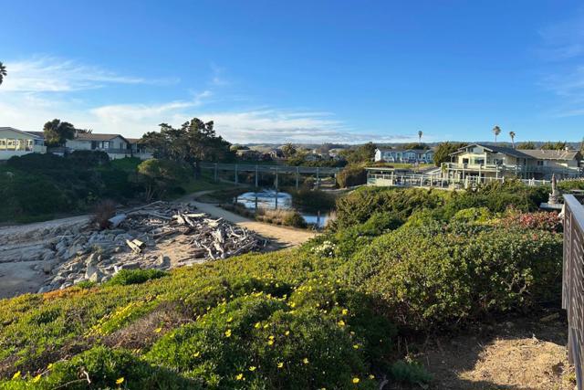 2395 Delaware, Santa Cruz CA: https://media.crmls.org/mediaz/f64cc1eb-23f3-4bb6-87b5-f2e15a6da870.jpg