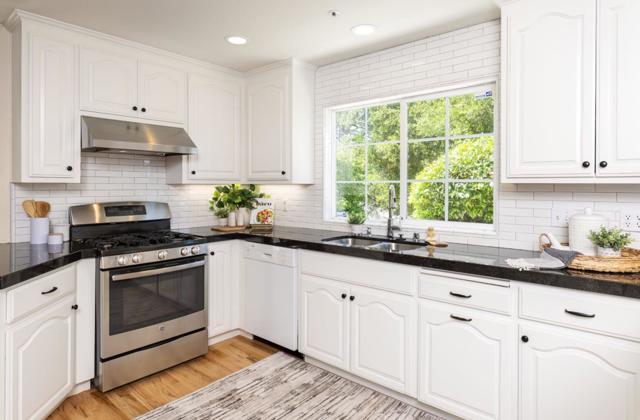 123 Reed Way, Santa Cruz CA: https://media.crmls.org/mediaz/f64d2d39-feb3-49e4-b2d9-0d87f70d774f.jpg