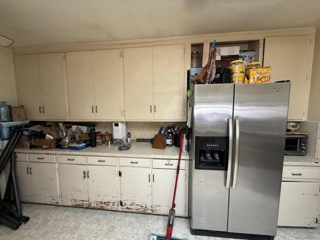4039 Citradora Dr, Spring Valley CA: https://media.crmls.org/mediaz/f64d3287-f333-4556-a359-5be3575b8a3a.jpg