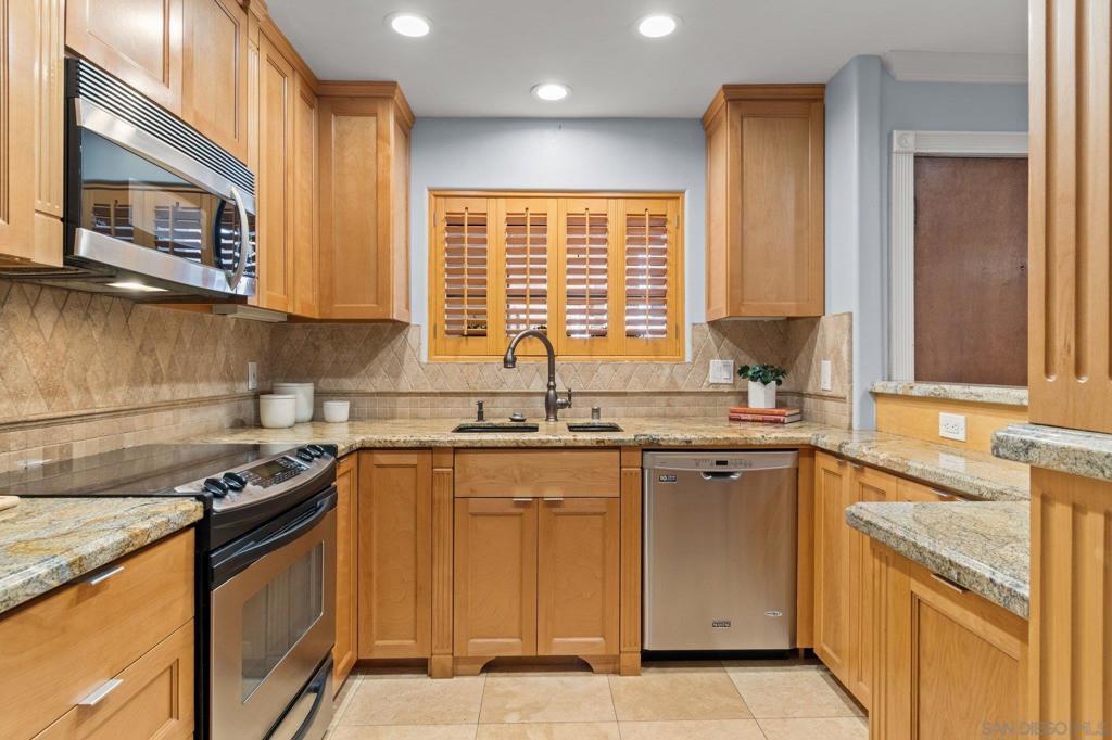 3633 Indiana Street - photo 6