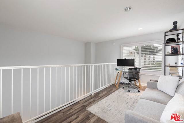 14919 Dickens Street, Sherman Oaks CA: https://media.crmls.org/mediaz/f64e5b1c-a5eb-4c88-b414-ea674cd1b07c.jpg