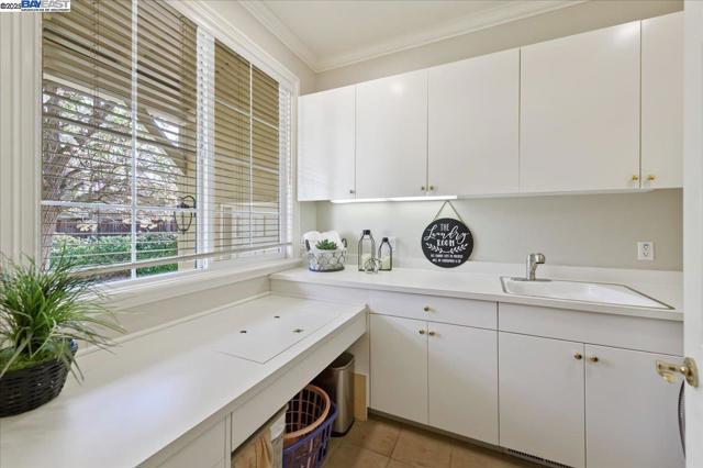 2434 Pomino Way, Pleasanton CA: https://media.crmls.org/mediaz/f64e9265-f8fb-4adf-b1ac-6f9a8346ed0c.jpg