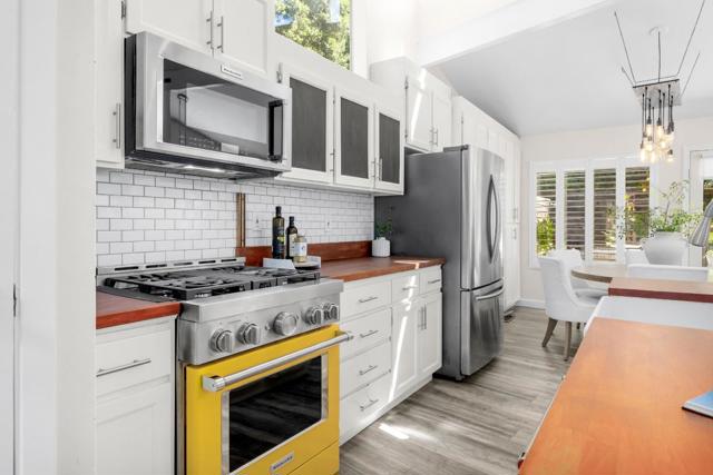 321 Valencia Road, Aptos CA: https://media.crmls.org/mediaz/f64ef5cb-aaf3-47e4-915a-64098ed446bc.jpg