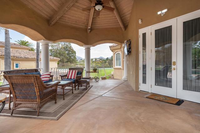 13645 Paseo De La Huerta, Poway CA: https://media.crmls.org/mediaz/f650e3bf-a7ce-4852-8075-76514ce15162.jpg