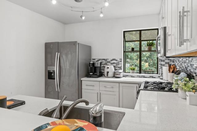 37000 Meadowbrook, Fremont CA: https://media.crmls.org/mediaz/f650eb0c-9b7c-4539-b4fa-097811fc41a9.jpg
