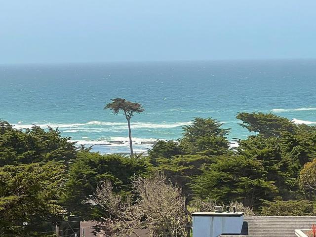 651 Stetson Street, Moss Beach CA: https://media.crmls.org/mediaz/f65145f0-d577-498d-8221-c7e0f44973a1.jpg