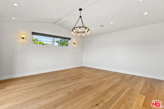 530 N Alta Vista Boulevard, Los Angeles CA: https://media.crmls.org/mediaz/f651d83a-7c17-4f0a-8a24-e85ca2aa8765.jpg