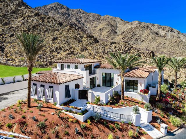 53985 Del Gato Drive, La Quinta CA: https://media.crmls.org/mediaz/f65319a1-9116-4fc8-ac01-81cad5e3c82c.jpg