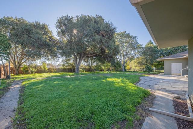11745 Tam Oshanter Drive, Salinas CA: https://media.crmls.org/mediaz/f6535931-6804-487c-b82f-a429481d077b.jpg