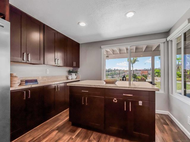 12440 Kestrel St, San Diego CA: https://media.crmls.org/mediaz/f6538c0b-e30b-4a6b-8093-d5d3ce40ace9.jpg