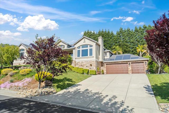 2380 Sunflower Circle, Gilroy CA: https://media.crmls.org/mediaz/f653ac2b-d48d-4f81-909d-93ea1ff061a2.jpg