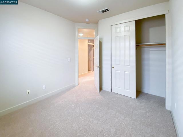 7809 Caracena Ct, Vallejo CA: https://media.crmls.org/mediaz/f6549cf9-4eb1-4f8a-9581-22f45cad93b3.jpg